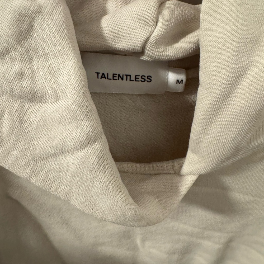 TALENTLESS Sweatpants Set - Picture 2 of 4